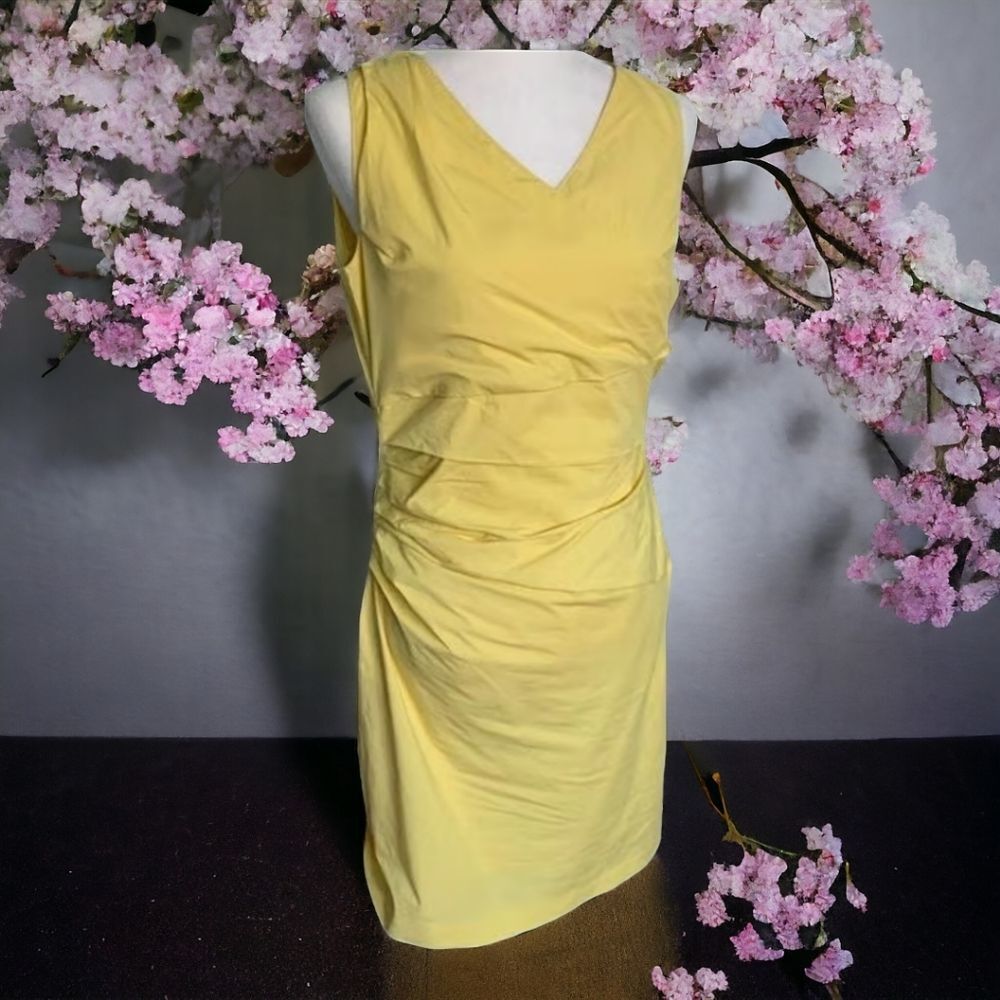 Rene Lezard Sleeveless Pleated V-Neck Dress in Yellow, Size US 6 / EU 38